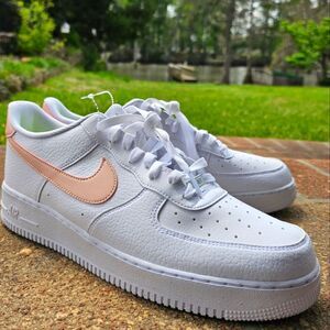 NEW NIKE AIR FORCE 1 LOW WHITE PEACHY PINK SIZE 14 WOMENS
